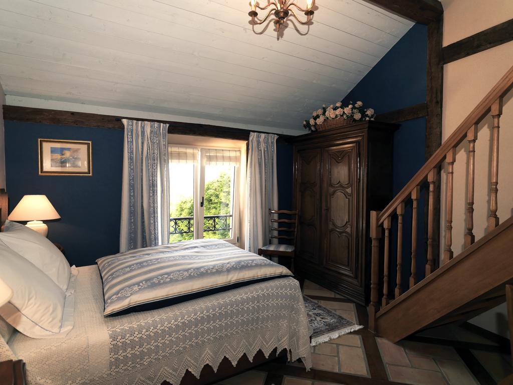 La Dame Blanche Bed and Breakfast Bérig-Vintrange Kamer foto